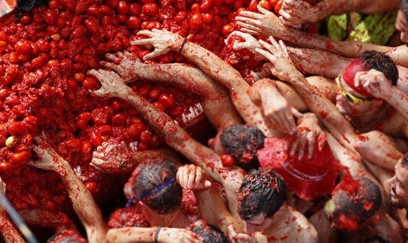 کاهش تلفات نوروزی با فستیوالهای شادی کاهش تلفات نوروزی با فستیوالهای شادی