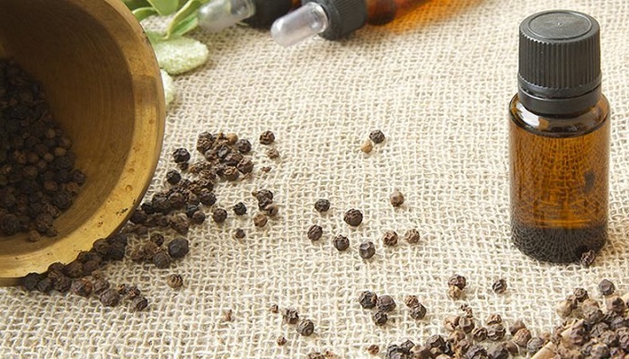 از فواید جالب توجه روغن اساسی فلفل سیاه