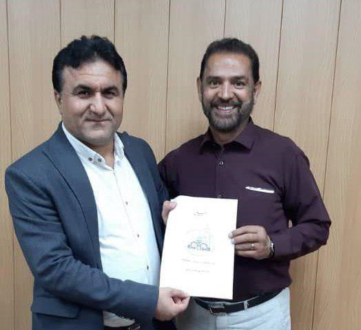 فیروز کریمی سرمربی نفت مسجد سلیمان شد (+عکس) فیروز کریمی سرمربی نفت مسجد سلیمان شد (+عکس)