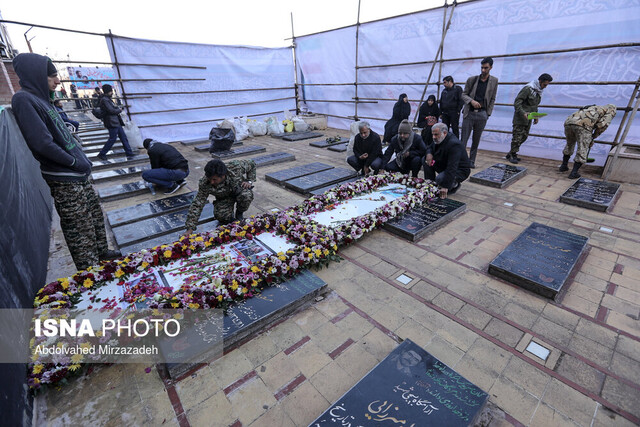 حضور مردم کرمان در مراسم تشییع شهید سردار سلیمانی