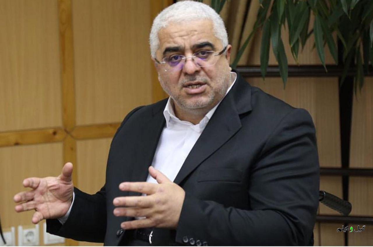 عضو کمیسیون برنامه و بودجه: بنزین تک‌نرخی در دستور کار مجلس/ با بنزین 1700 تومانی هم مردم راضی‌اند، هم دولت