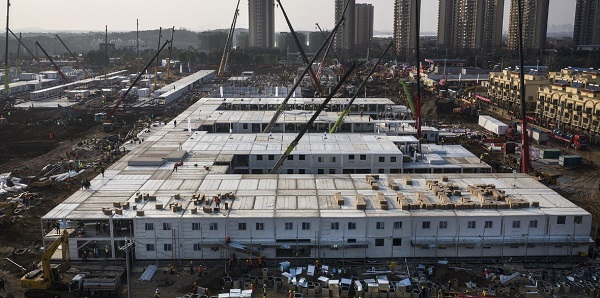 چین رکورد زد: مراحل ساخت یک بیمارستان 1000 تختخوابی در 6 روز (+عکس) چین بیمارستان