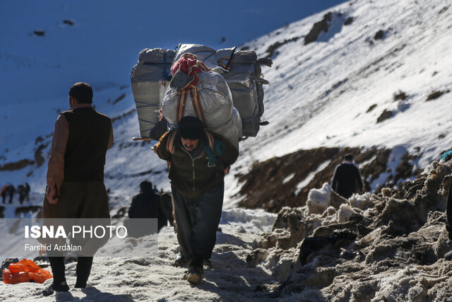 زنگ کولبری بعد از تعطیلی مدرسه
