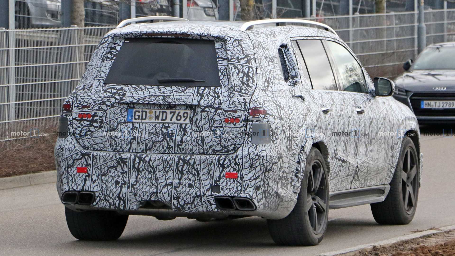 دومین SUV می‌باخ آماده ورود به بازار