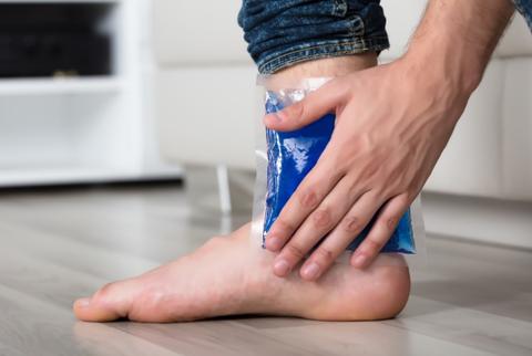 گرفتگی عضلات پا؛ دلایل و درمان علت گرفتگی عضلات پا