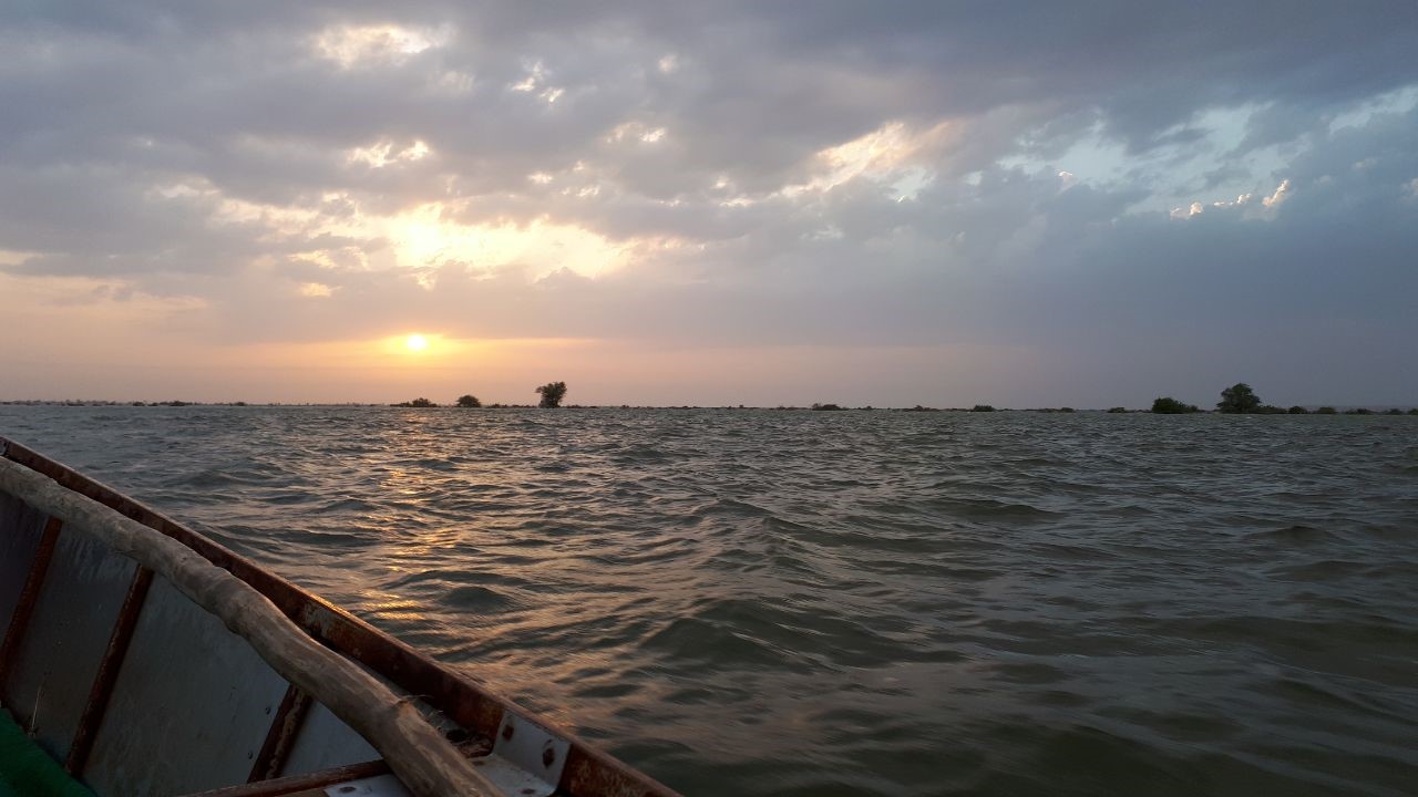 فاتحانِ خشمگین آب‌های گِل‌آلود