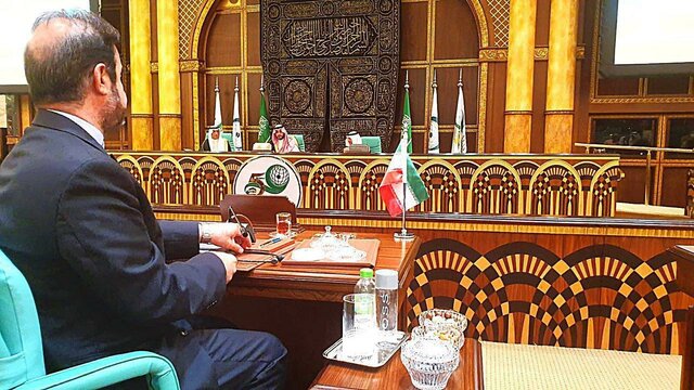 بیانیه روحانی خطاب به سران کشورهای اسلامی به هیاتهای حاضر در اجلاس مکه داده شد بیانیه روحانی خطاب به سران کشورهای اسلامی به هیاتهای حاضر در اجلاس مکه داده شد