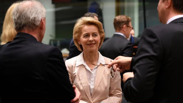 آیا اتحادیه اروپا، رئیس‌جمهور، نخست‌وزیر و وزیر خارجه دارد؟