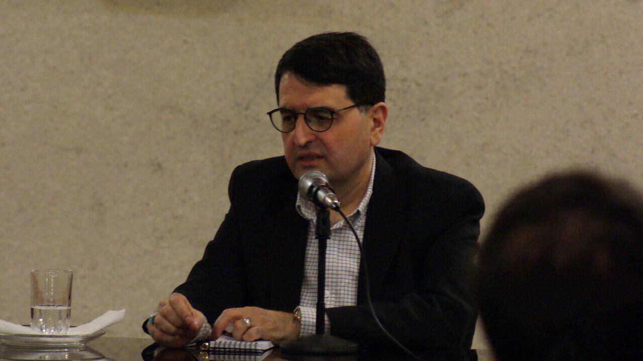 مجید تفرشی(تحلیلگر سیاست خارجی): تحریم وزیر خارجه یک کشور، امری بی سابقه است مجید تفرشی(تحلیلگر سیاست خارجی): تحریم وزیر خارجه یک کشور، امری بی سابقه است