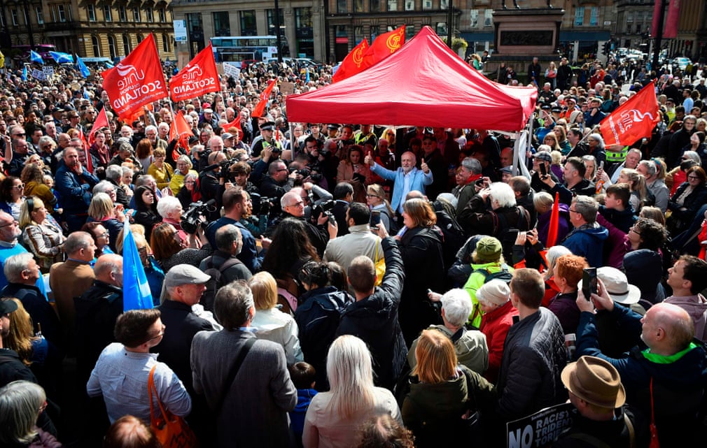 پایان بازی تعلیق پارلمان بریتانیا با اعتراض هزار نفری پایان بازی تعلیق پارلمان بریتانیا با اعتراض هزار نفری