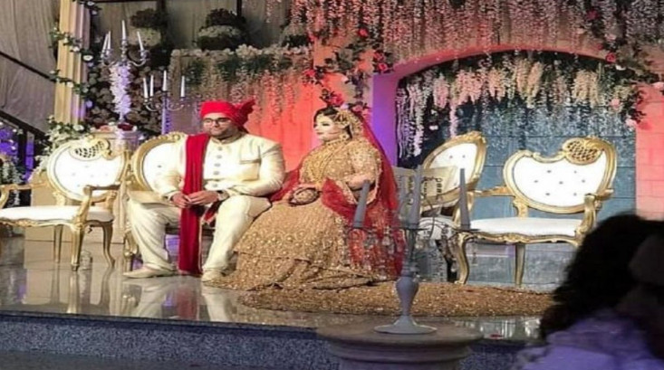 مرد ثروتمند هندی عروسش را با تانک به خانه بخت برد