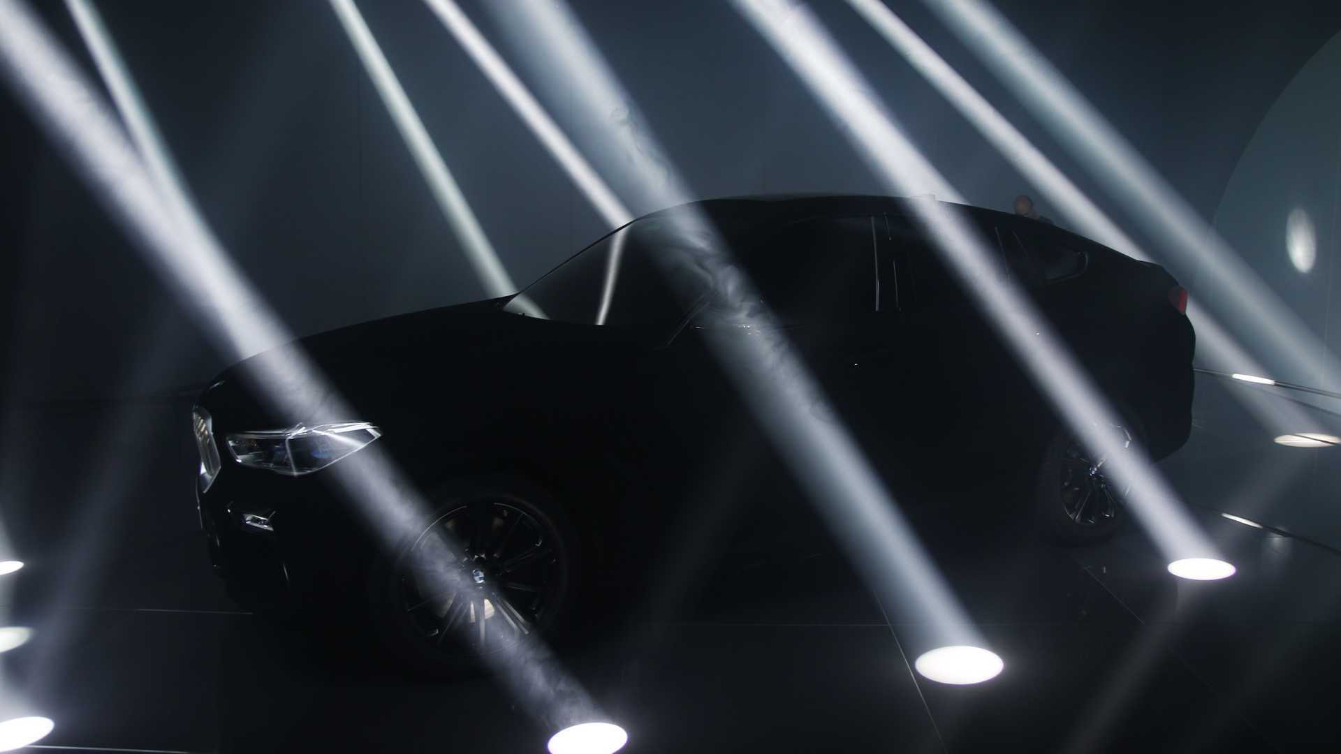 مشکی‌ترین خودروی جهان در نمایشگاه فرانکفورت (+عکس)