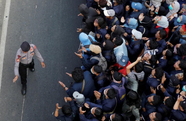 تظاهرات مردم اندونزی علیه قانون جنجالی روابط جنسی خارج از ازدواج