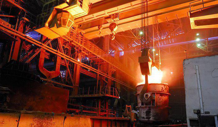 احداث کارخانه فولاد بافت، محرومیت را از چهره شهرستان زدوده است احداث کارخانه فولاد بافت، محرومیت را از چهره شهرستان زدوده است