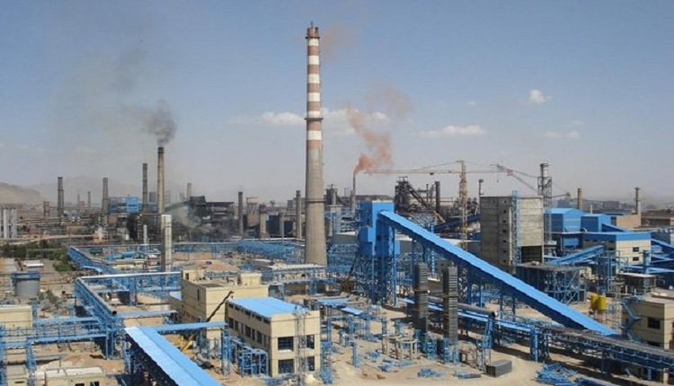 احداث کارخانه فولاد بافت، محرومیت را از چهره شهرستان زدوده است احداث کارخانه فولاد بافت، محرومیت را از چهره شهرستان زدوده است