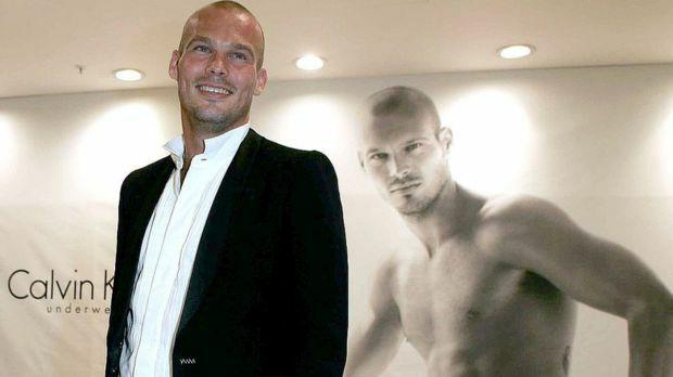 مربی جدید آرسنال، از تبلیغ لباس زیر تا سرمربی‌گری فوتبال