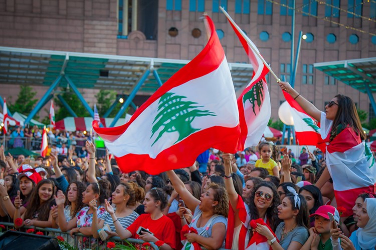 فراخوان تازه برای ادامه اعتراضات در لبنان/اعتصابها ادامه دارند فراخوان تازه برای ادامه اعتراضات در لبنان/اعتصابها ادامه دارند