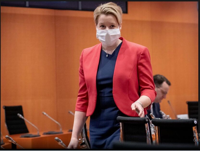 فرانسیسکا گیفی 