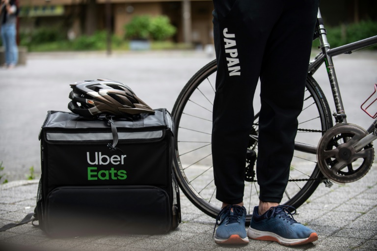 از مدال تا پدال؛ کار قهرمان المپیکی ژاپن در پیک تحویل غذا قهرمان المپیک ژاپن پیک شرکت ژاپنی