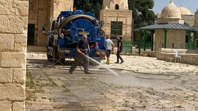 شستن  صحن مسجد الاقصی  3