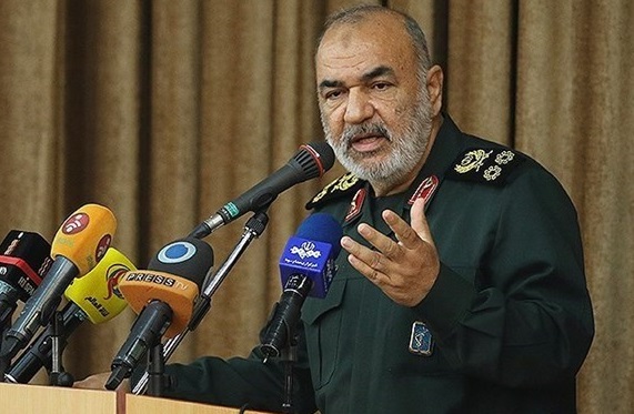 فرمانده سپاه: حامی مجلس انقلابی هستیم