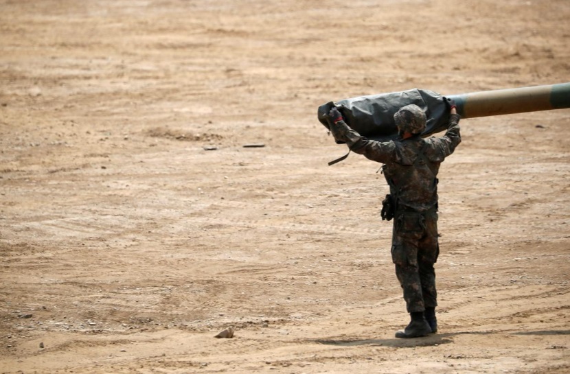 مرز میان دور کره