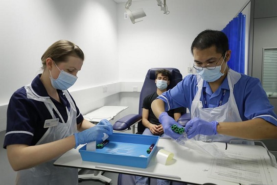 هشدار دانشمندان: عجله برای تولید واکسن ممکن است وضعیت شیوع کرونا را بدتر کند