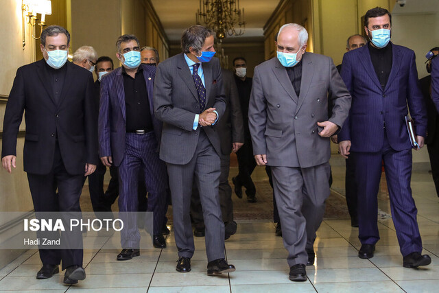 مدیرکل آژانس اتمی و ظریف