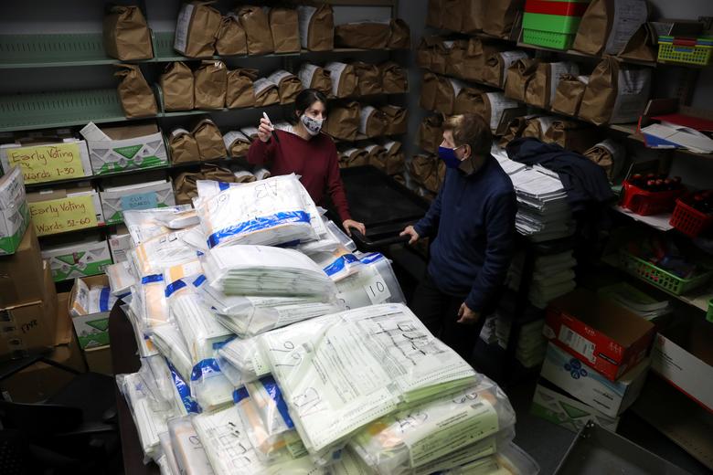 شمارشی آرا در رقابتی سخت و نزدیک (+عکس)