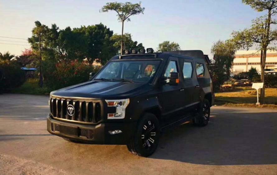 شاسی بلند چینی با ظاهر متفاوت؛ از یک جان سخت ضدگلوله تا (+عکس) شاسی بلند چینی با ظاهر متفاوت؛ از یک جان سخت ضدگلوله تا (+عکس)