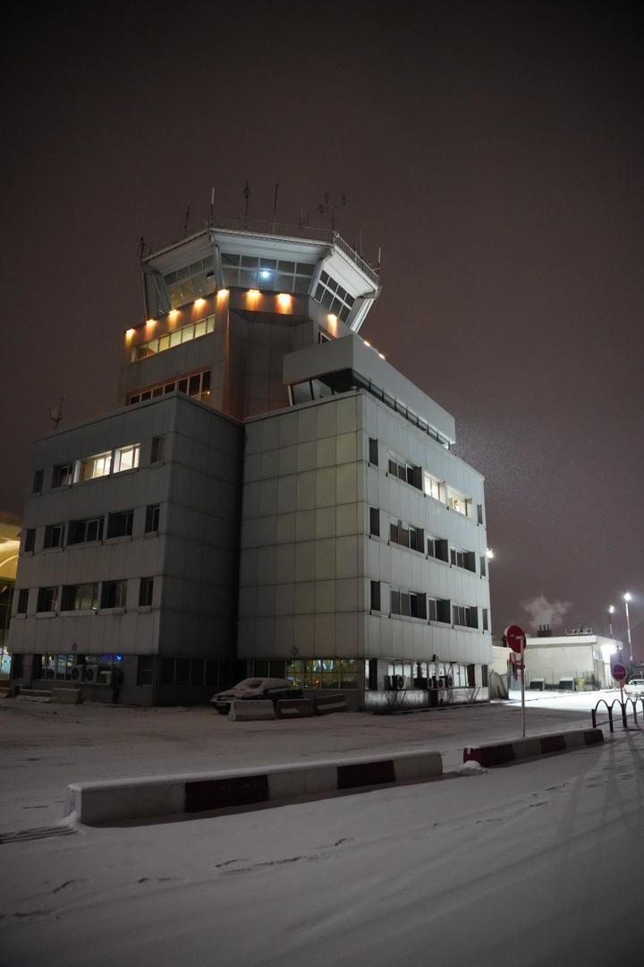 شرکت فرودگاه‌ها: باند فرودگاه بین المللی مشهد تا پاکسازی کامل بسته است / لغو 57 پرواز داخلی و خارجی