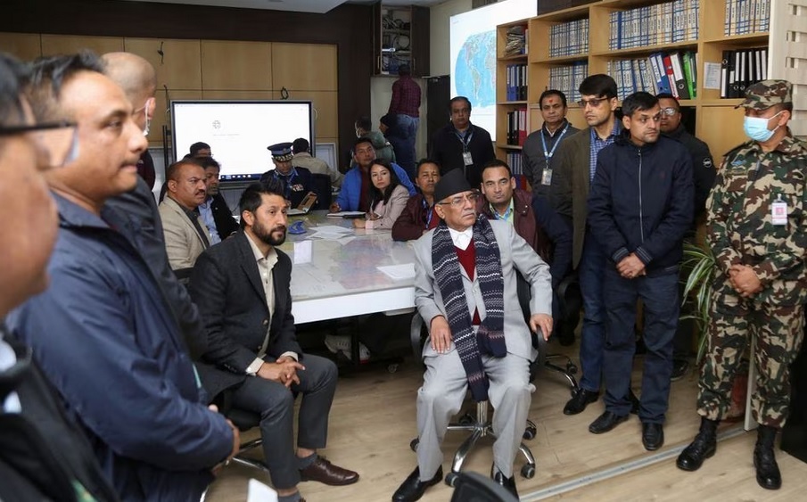 سقوط هواپیمای مسافری در نپال (+عکس)