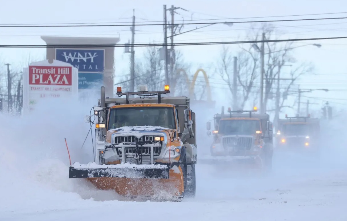 برف و سرما در آمریکا (+عکس): مرگ 60 نفر / قطع برق هزاران خانه / کاهش دما به منفی 48 / لغو 17 هزار پرواز برف و سرما در آمریکا (+عکس): مرگ 60 نفر / قطع برق هزاران خانه / کاهش دما به منفی 48 / لغو 17 هزار پرواز