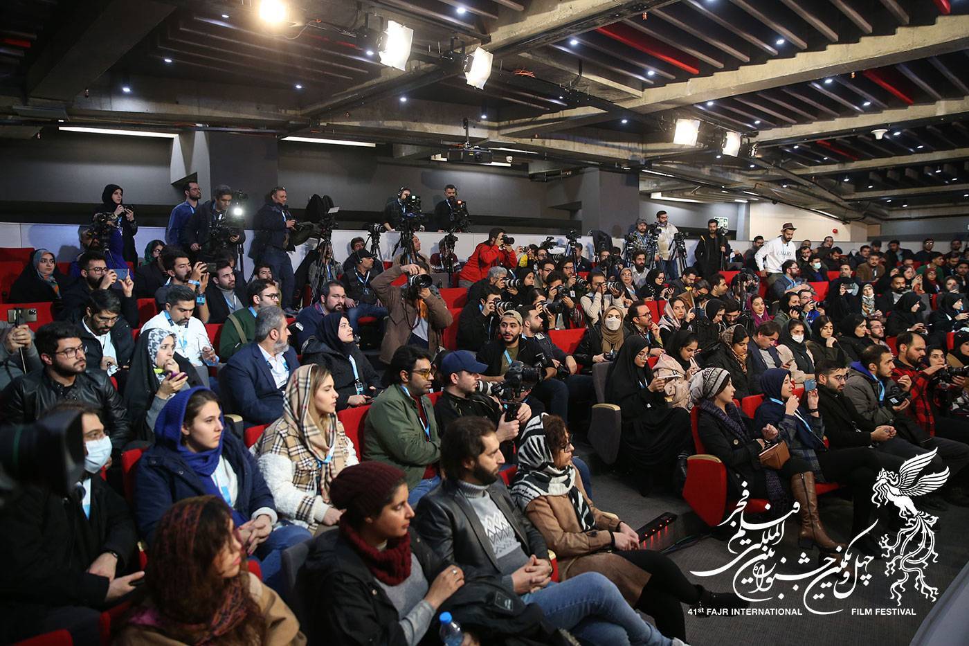 روز اول جشنواره فجر چهل و یکم در سینما رسانه ؛ فیلم‌ها و حاشیه‌ها (+عکس)