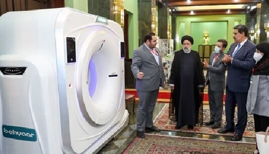 رویترز: قرارداد 460 میلیون یورویی ایران برای بازسازی بزرگ ترین پالایشگاه ونزوئلا رویترز: قرارداد 460 میلیون یورویی ایران برای بازسازی بزرگ ترین پالایشگاه ونزوئلا