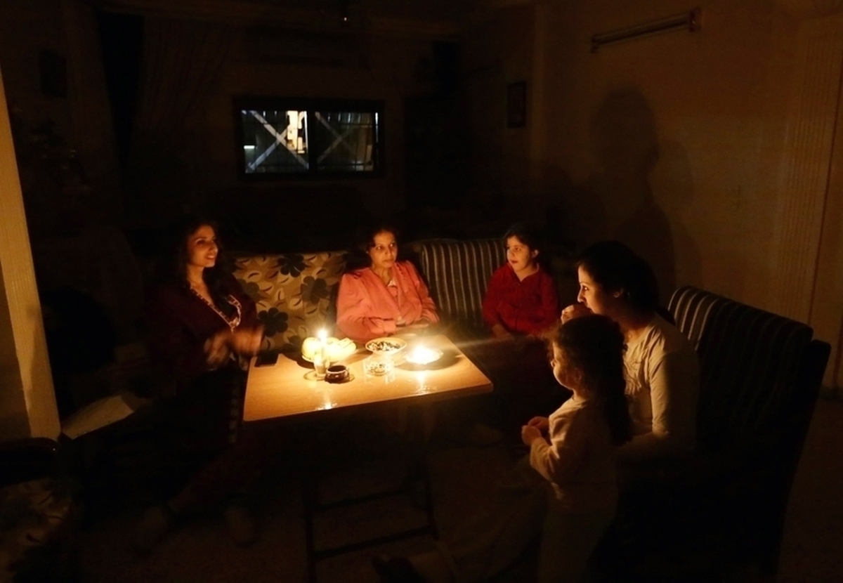 بحران بی برقی در سوریه/ روزی تنها 2 ساعت برق در شهر دمشق