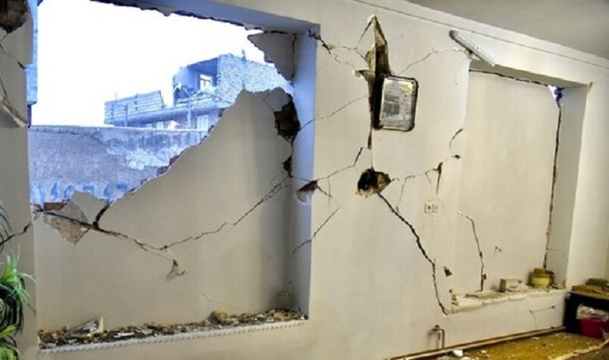 گلایه‌ها از توزیع نامناسب اقلام حمایتی در مناطق زلزله‌زده/ فرماندار خوی: تخریب و ترس مردم باعث حجم بالای درخواست‌هاست