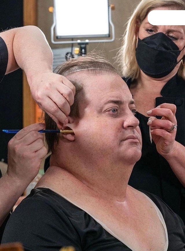 گریم سنگین ببینید | گریم سنگین بازیگر فیلم نهنگ / تبدیل تبدیل برندون فریزر به یک غول 270 کیلویی