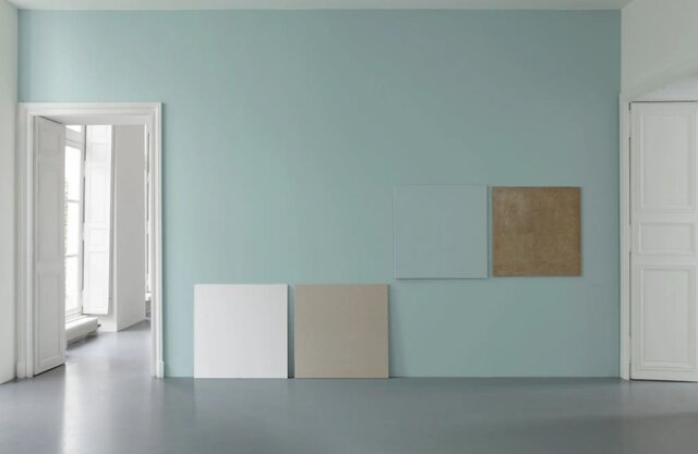 درگذشت نقاشی که به رنگ و بوم دست نمی‌زد