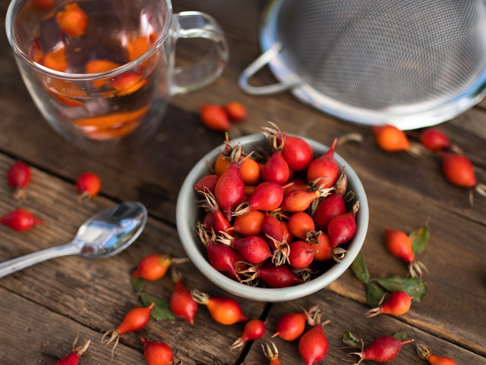 از مزایای روغن رزهیپ برای پوست صورت از مزایای روغن رزهیپ برای پوست صورت