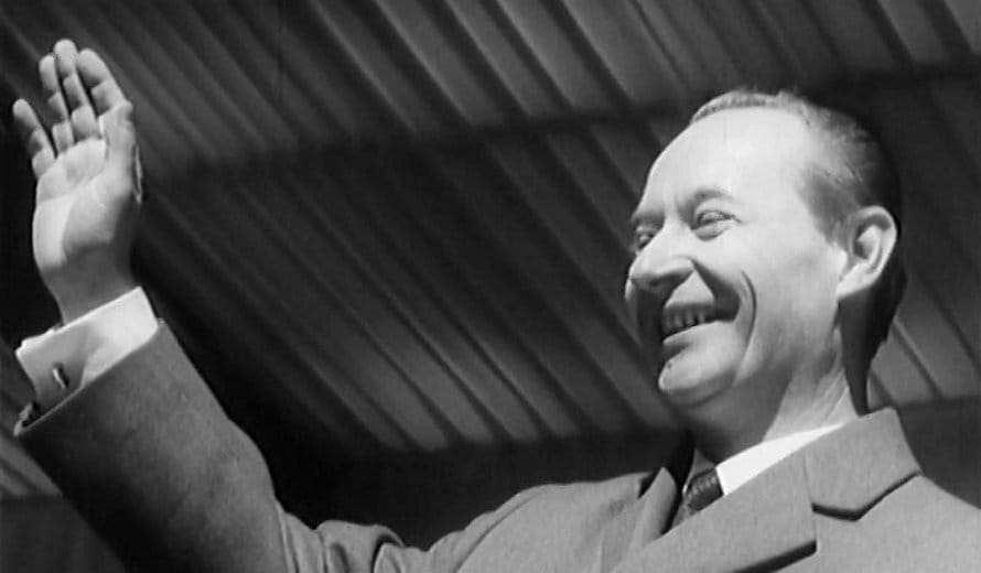 «سوسیالیسم با سیمای انسانی»: نفی سرمایه‌داری و دیکتاتوری