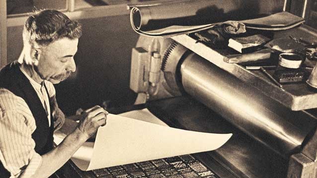 آینده روزنامهنگاری و مسألۀ دموکراسی در عصر دیجیتال آینده روزنامهنگاری و مسألۀ دموکراسی در عصر دیجیتال