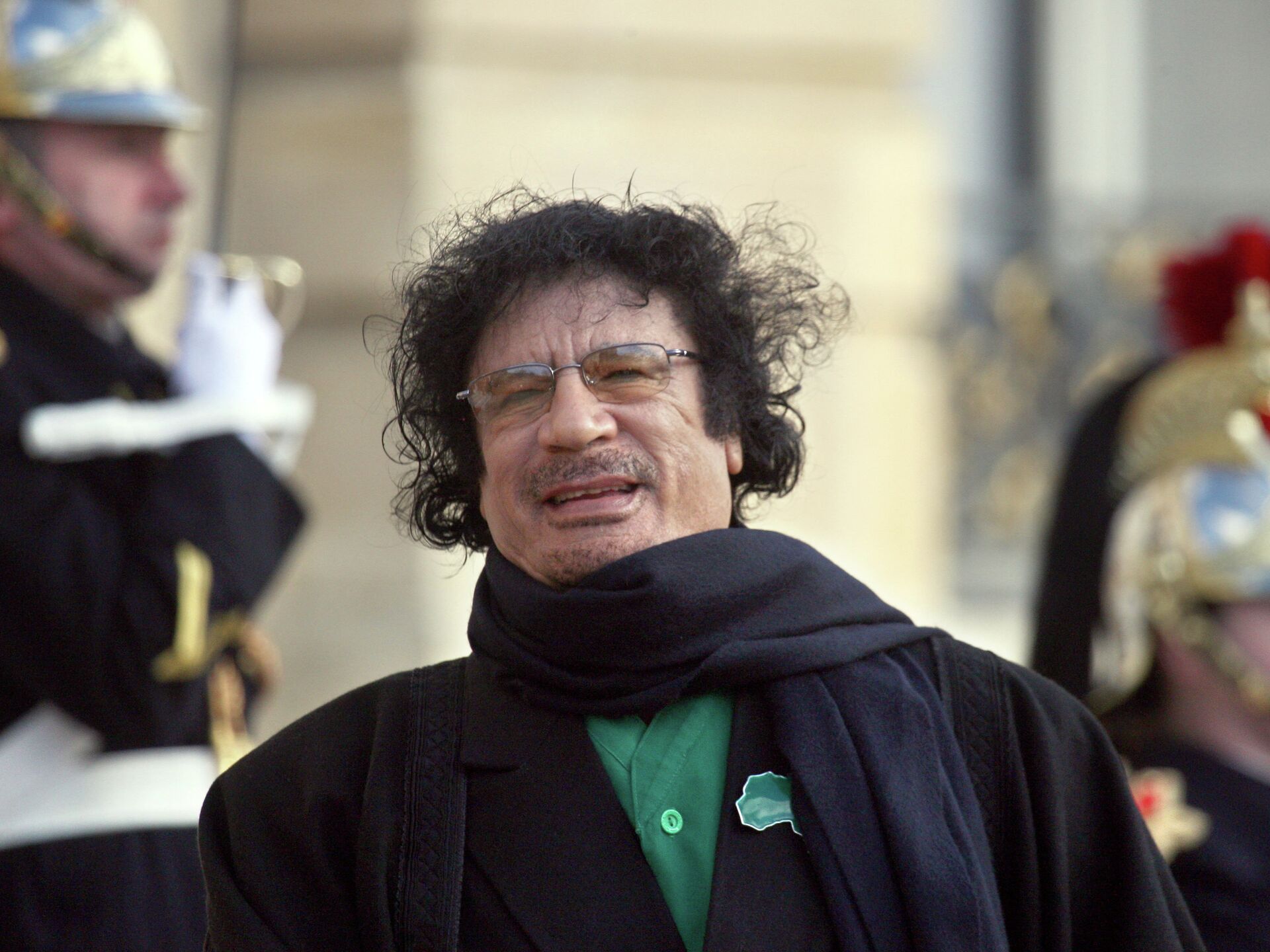 همسر قذافی به دنبال پس گرفتن 100 میلیون دلار