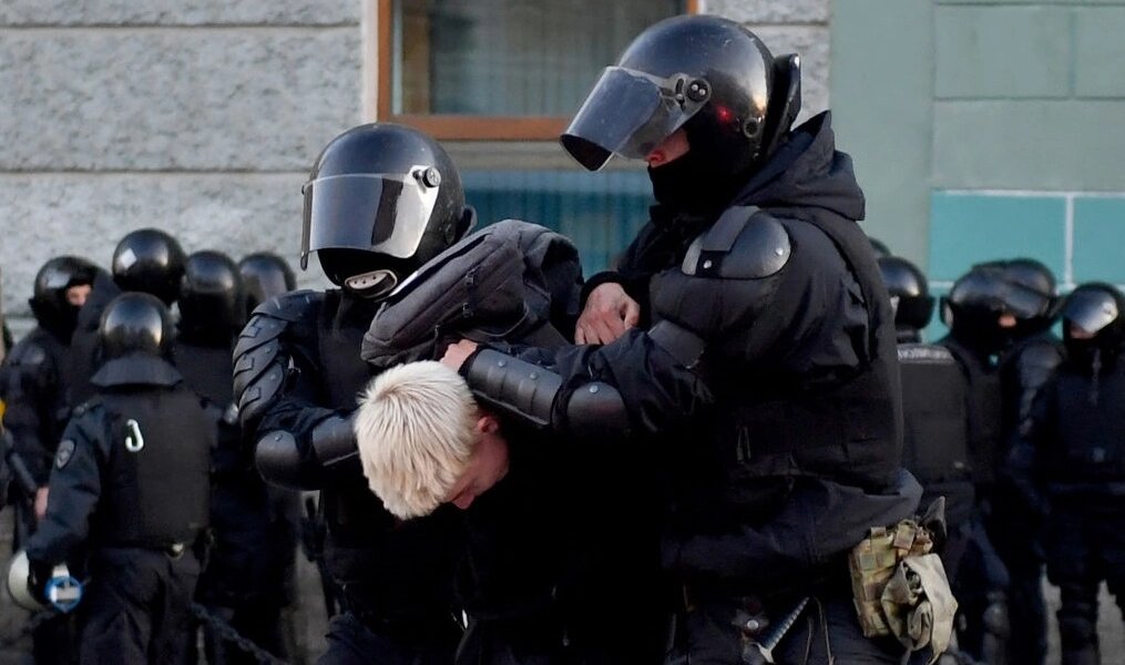 استانبول، مقصد فرار روس ها از سربازی اجباری / بازداشت 700 معترض در روسیه