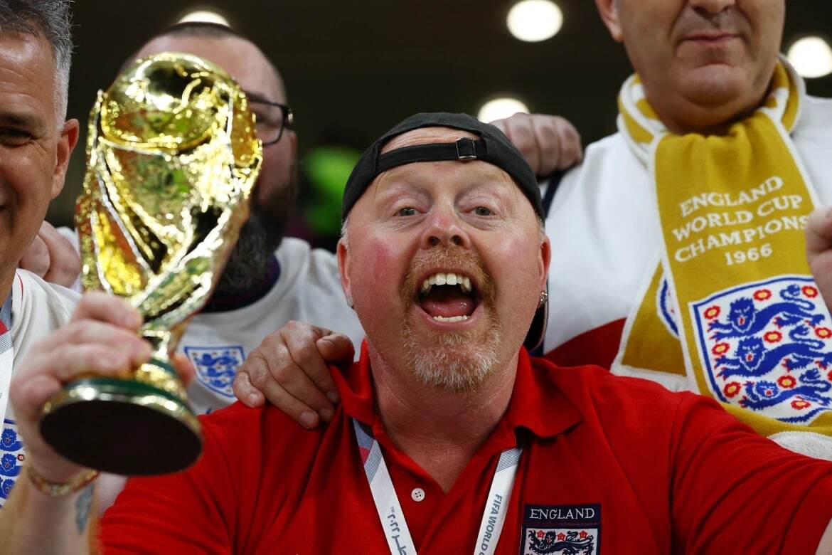 تماشاگران جام جهانی فوتبال در قطر (عکس) تماشاگران جام جهانی فوتبال در قطر (عکس)