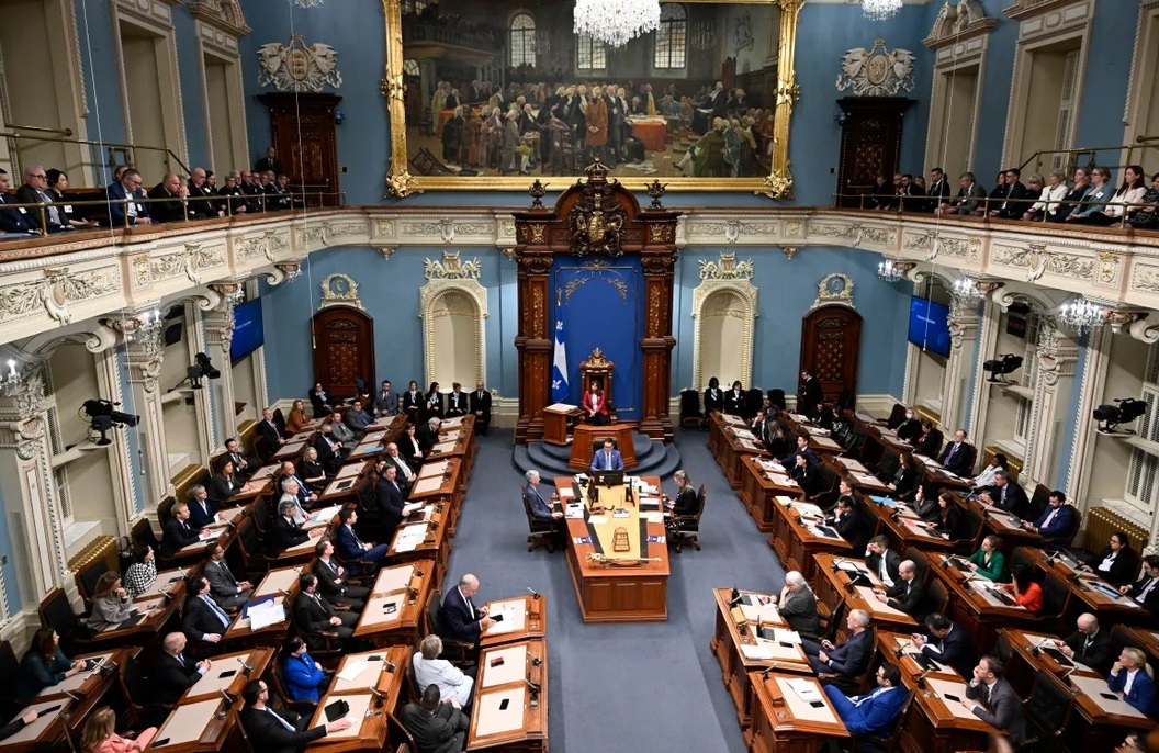 کبک کانادا علیه کبک کانادا علیه