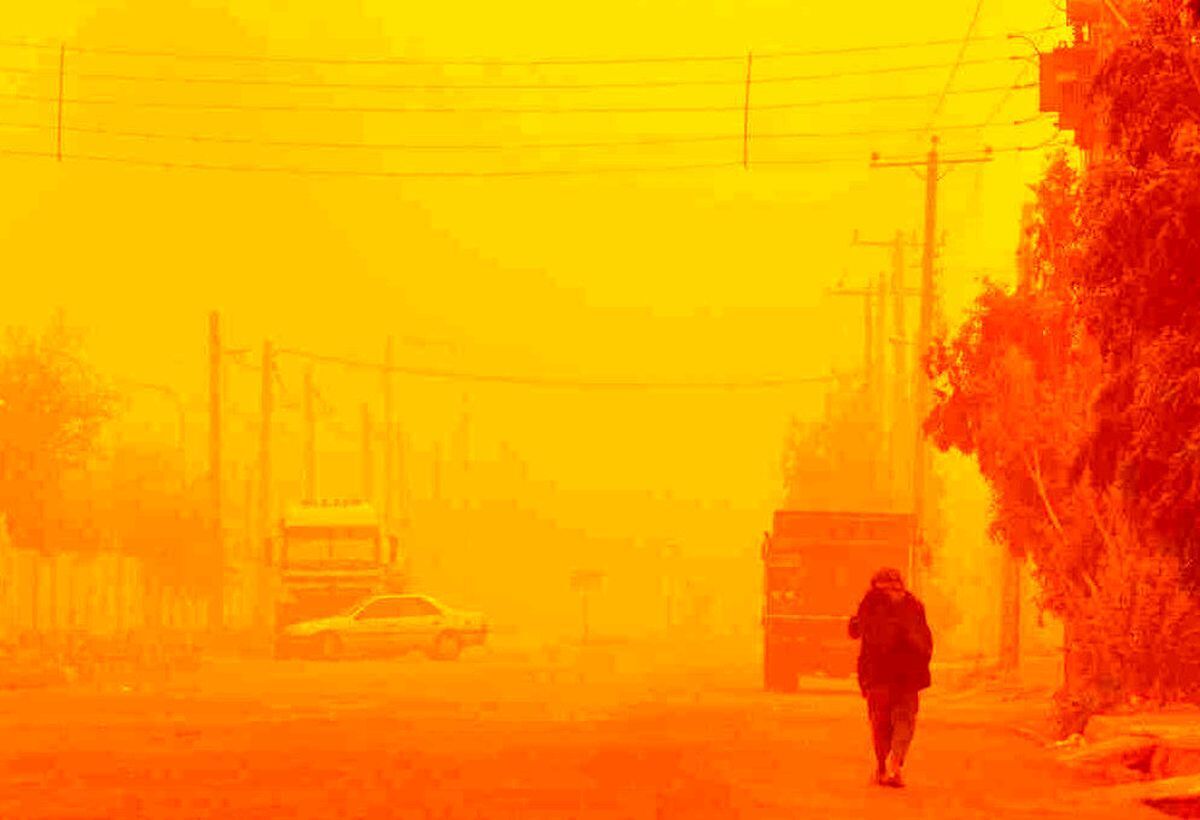 توفان در منطقه سیستان ۹۹ نفر را راهی بیمارستان کرد