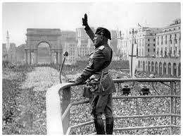 وحدت ملی در فاشیسم: همه با من وحدت ملی در فاشیسم: همه با من