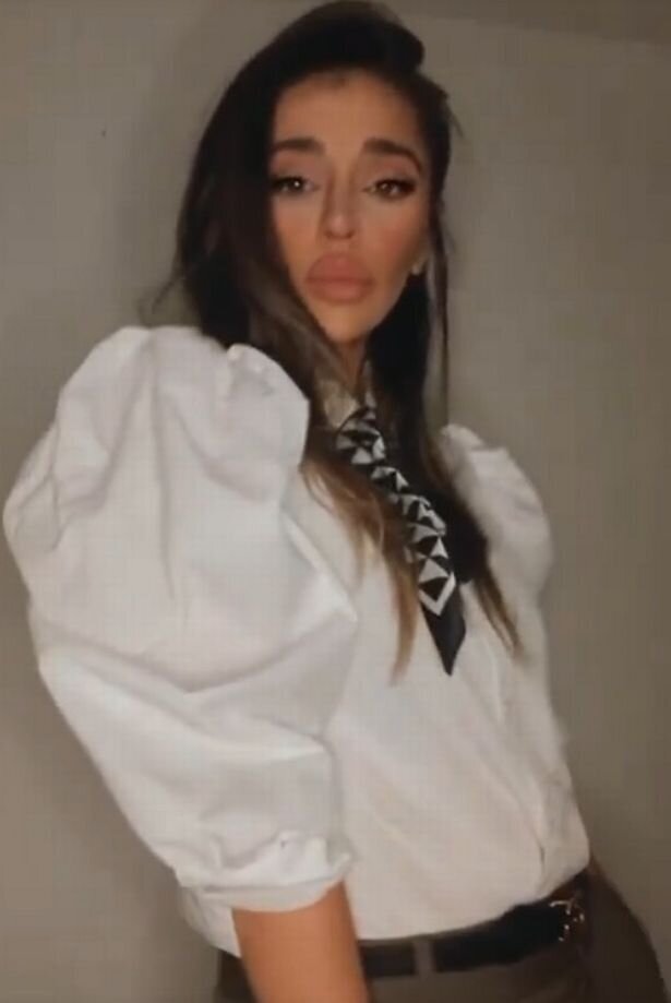 تارینا شکیل تارینا شکیل