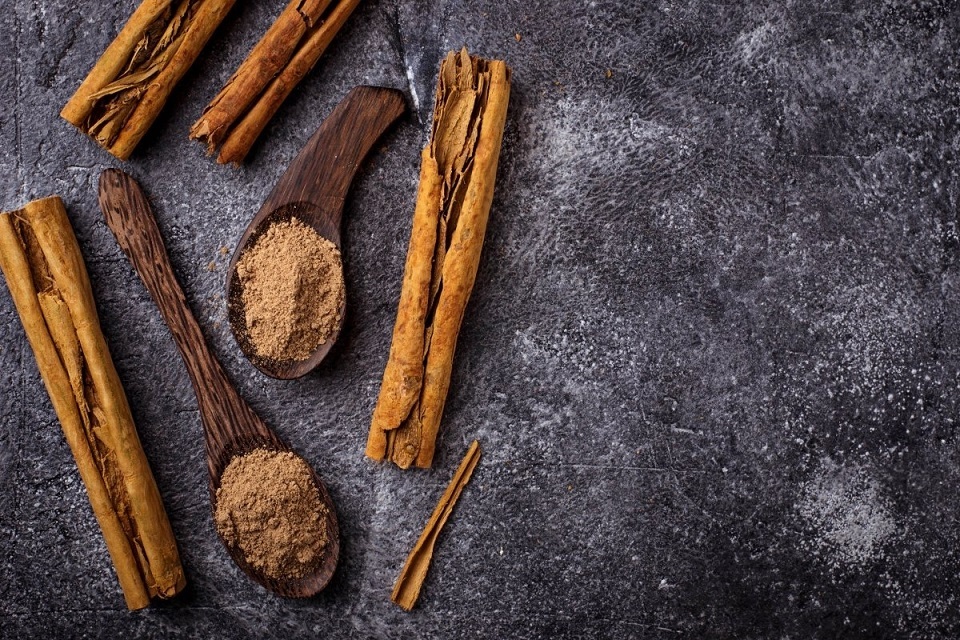 درخت دارچین